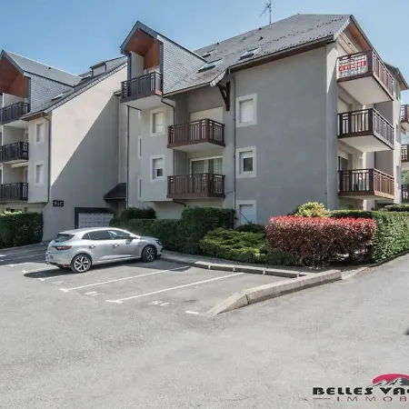 Apartment Duplex Confortable Avec 2 Chambres, Balcon Et Parking A Lary Village, Proche Des Thermes Et Telecabine - Fr-1-296-336